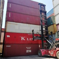 大量回收集装箱，回收集装箱