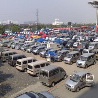 公司长期回收大量二手汽车