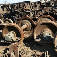 出售轮轴约51吨，轮饼约120吨