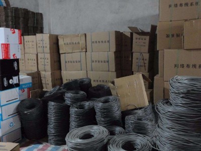 我公司长期专业回收五金电子，高价收购废旧五金电子