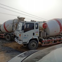 四川眉山高价回收大量水泥罐